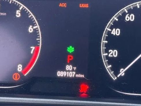 Used 2019 Honda Accord EX-L image 2