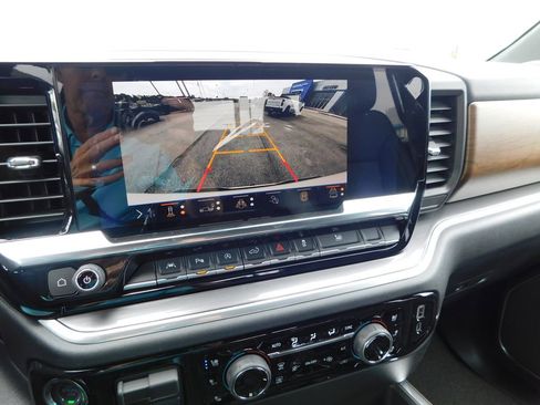 New 2026 Chevrolet Silverado 1500 High Country AWD/4WD image 37