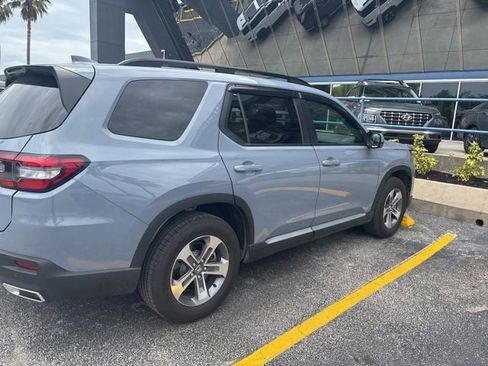 Used 2026 Honda Pilot EX-L image 3