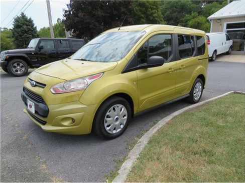 Used 2016 Ford Transit Connect XLT image 1