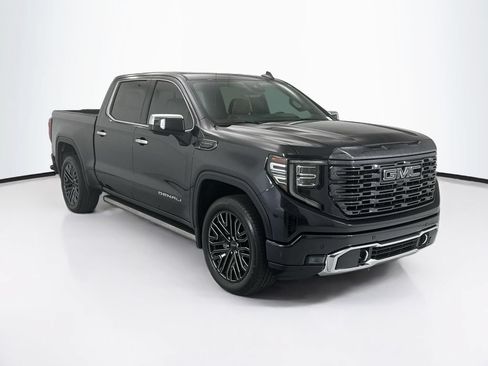 Used 2022 GMC Sierra 1500 Denali Ultimate AWD/4WD image 3