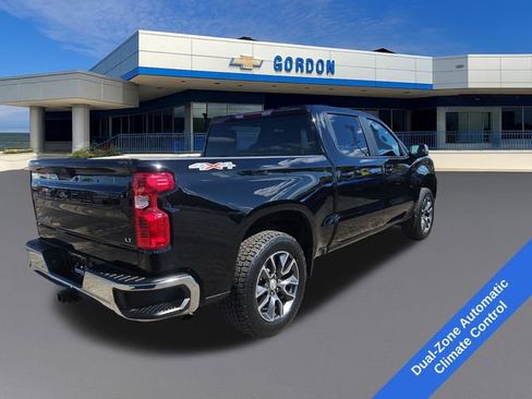 Used 2024 Chevrolet Silverado 1500 LT AWD/4WD image 6