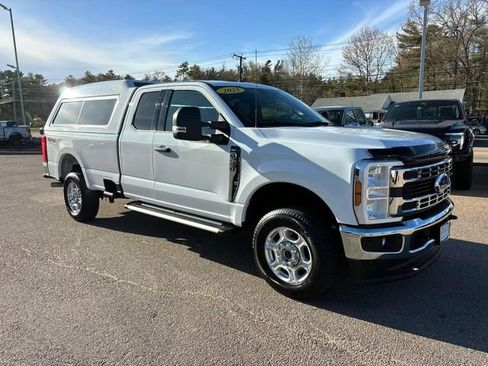 Used 2025 Ford F250 XL AWD/4WD image 1