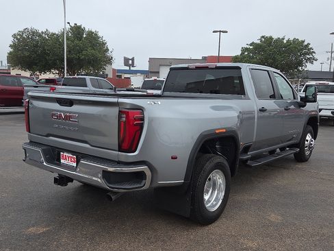 Used 2026 GMC Sierra 3500 Pro w/ 1SA Pro Safety Plus Package AWD/4WD image 4