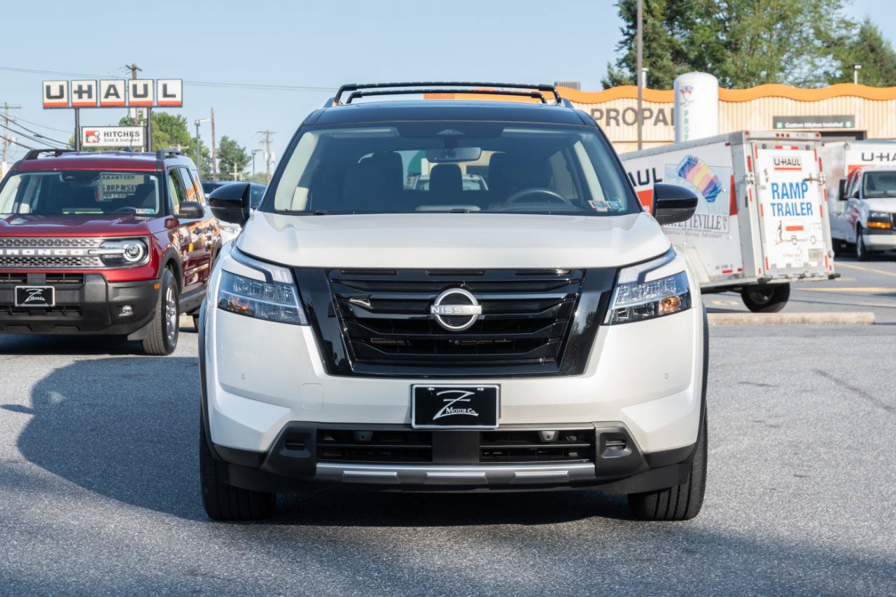 Used 2023 Nissan Pathfinder SL w/ SL Premium Package AWD/4WD image 5