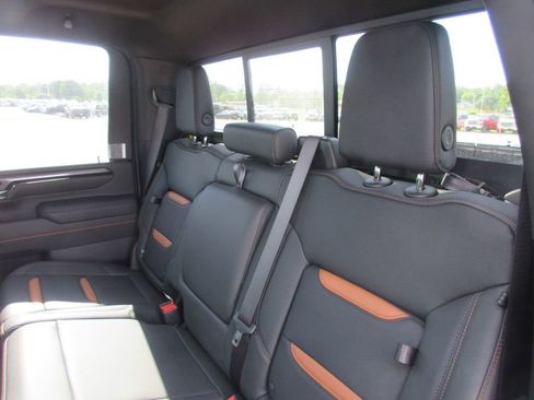 New 2026 GMC Sierra 2500 AT4 w/ AT4 Premium Plus Package AWD/4WD image 14