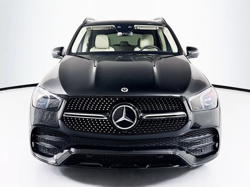 Used 2022 Mercedes-Benz GLE 450 4MATIC image 2