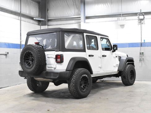 Used 2018 Jeep Wrangler Unlimited Sport AWD/4WD image 23