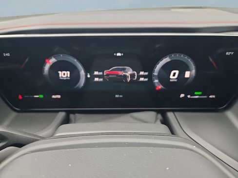 Used 2024 Dodge Charger R/T w/ Plus Group image 14