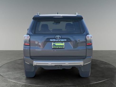 Used 2023 Toyota 4Runner TRD Off-Road Premium w/ Moonroof Package AWD/4WD image 9