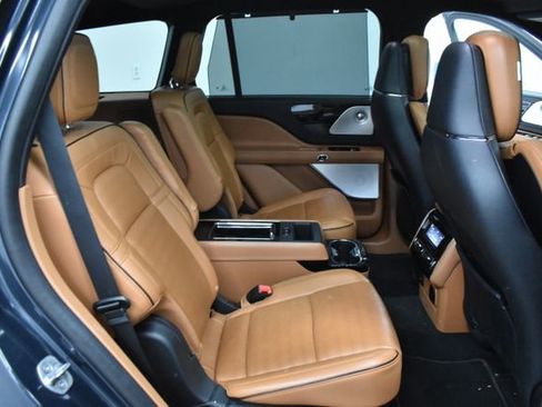 Used 2022 Lincoln Aviator Black Label image 31