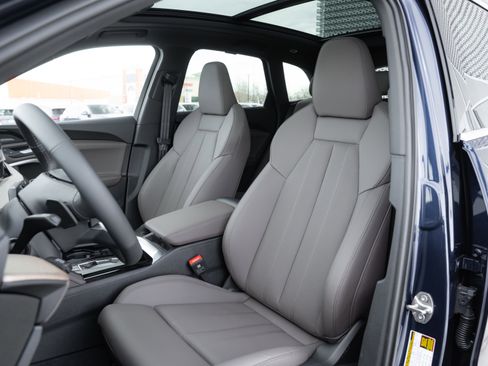 New 2025 Audi Q5 Premium Plus image 23