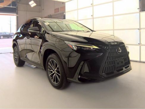 Used 2024 Lexus NX 350 AWD image 4