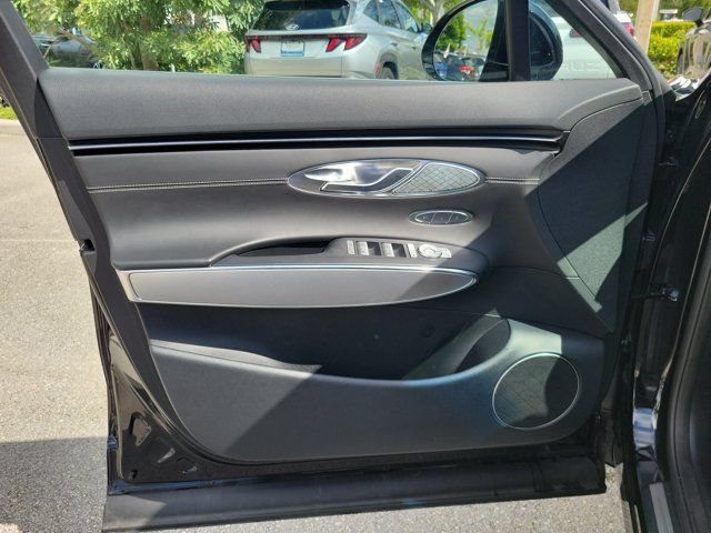 Certified 2023 Genesis Electrified GV70 AWD Advance image 18