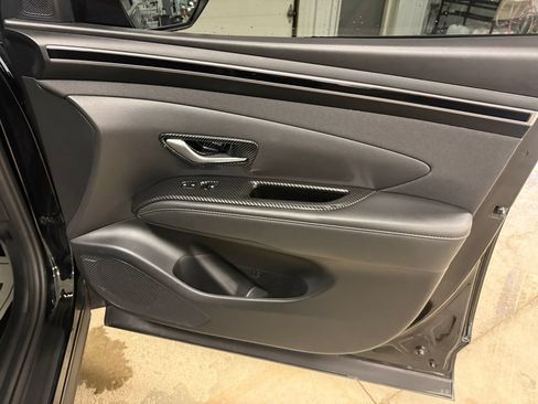 Used 2023 Hyundai Tucson Limited AWD/4WD image 33
