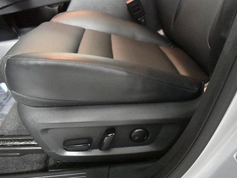 Certified 2023 Nissan Rogue SV w/ SV Premium Package image 12