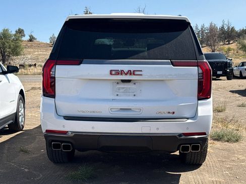 Used 2026 GMC Yukon XL AT4 w/ AT4 Premium Plus Package AWD/4WD image 5