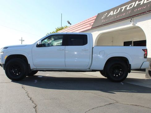 Used 2022 Nissan Frontier SV image 8