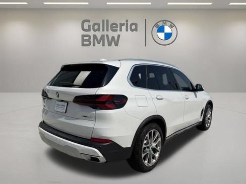 Used 2024 BMW X5 xDrive40i w/ Parking Assistance Package AWD/4WD image 7