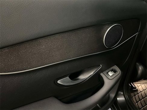 Certified 2022 Mercedes-Benz GLC 300 4MATIC image 11