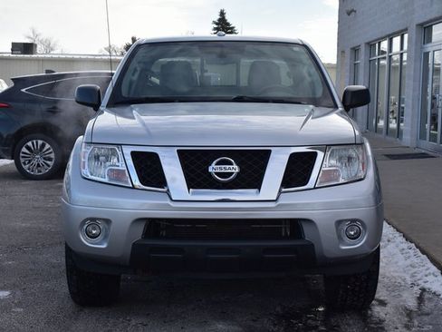 Used 2016 Nissan Frontier SV w/ SV Value Truck Package image 9