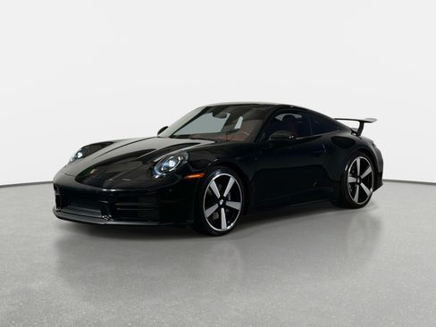 Used 2025 Porsche 911 Carrera RWD image 14