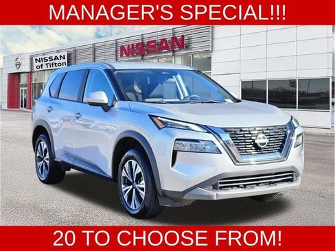 Certified 2023 Nissan Rogue SV FWD image 1