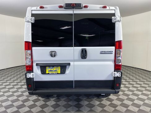 Used 2025 RAM ProMaster 2500 w/ U-Haul Equipment Group FWD image 8