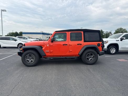 Used 2018 Jeep Wrangler Unlimited Sport S AWD/4WD image 3