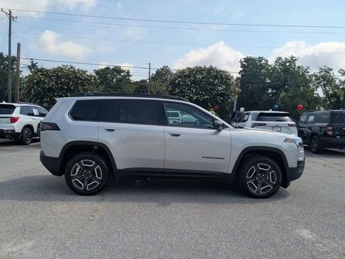 New 2026 Jeep Cherokee Limited AWD/4WD image 2