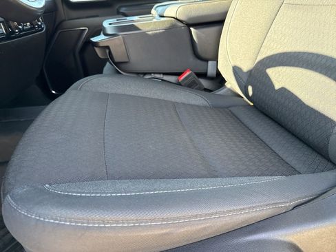 Certified 2024 Chevrolet Silverado 2500 LT image 12