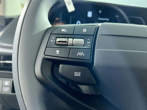 New 2025 Kia EV6 Wind image 18