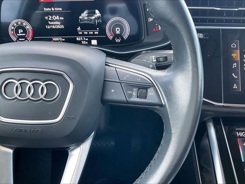 Used 2023 Audi Q7 3.0T Prestige image 20