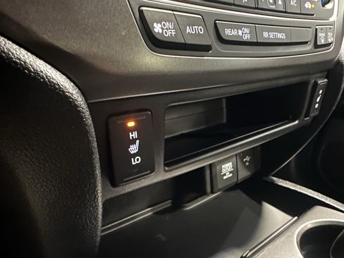 Used 2019 Honda Ridgeline RTL image 19