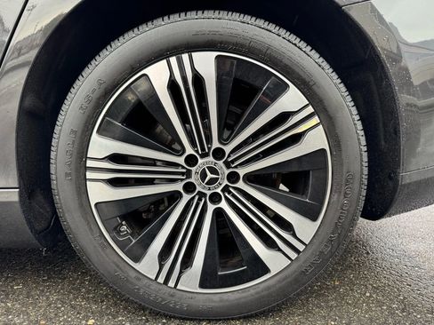 Used 2023 Mercedes-Benz EQS 450+ 4MATIC Sedan image 19