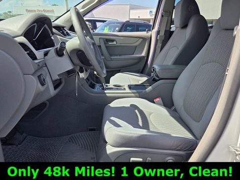 Used 2014 Chevrolet Traverse LS image 10