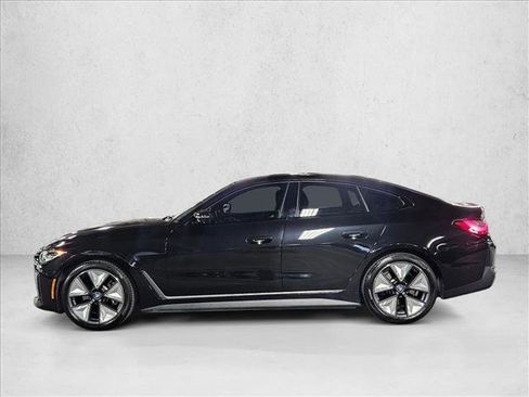 Certified 2023 BMW i4 eDrive35 image 9