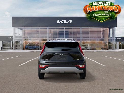 New 2026 Kia Niro LX image 3