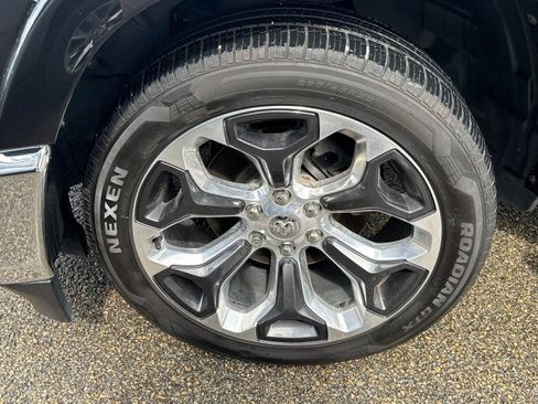 Used 2019 RAM 1500 Limited image 25