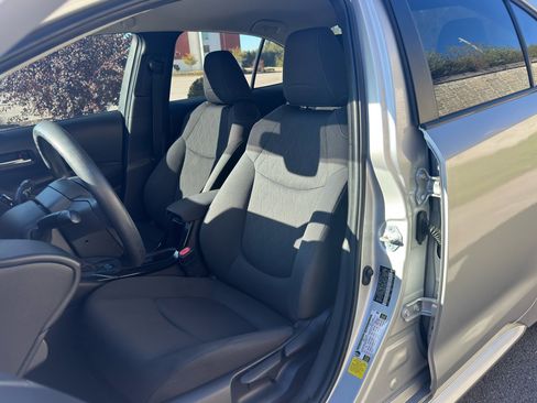 Used 2021 Toyota Corolla LE image 16