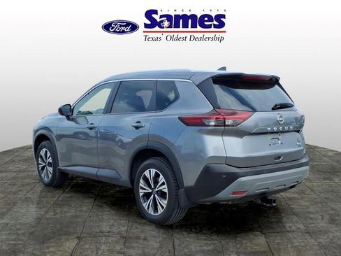 Used 2023 Nissan Rogue SV w/ SV Premium B Package FWD image 5