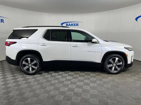 Certified 2023 Chevrolet Traverse LT w/ LT Premium Package AWD/4WD image 7