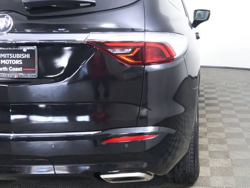 Used 2023 Buick Enclave Essence AWD/4WD image 18