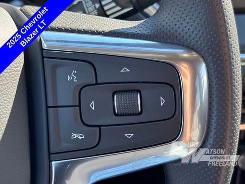 New 2025 Chevrolet Blazer LT w/ Convenience Package image 16