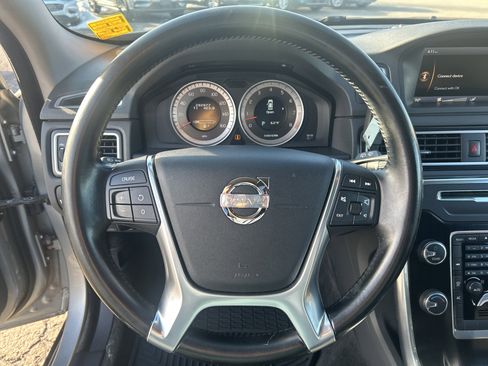 Used 2012 Volvo XC70 3.2 image 15