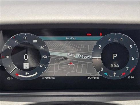 Used 2026 Land Rover Range Rover Velar Dynamic SE AWD/4WD image 11