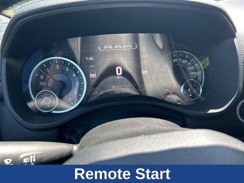 Used 2023 RAM 1500 Laramie AWD/4WD image 10