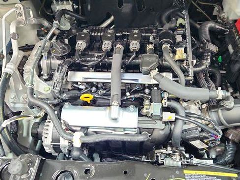 Certified 2025 Nissan Versa SV w/ Trunk Package FWD image 31