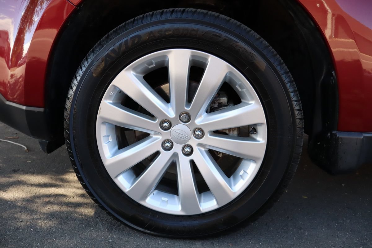 Used 2013 Subaru Forester 2.5X Limited AWD/4WD image 42