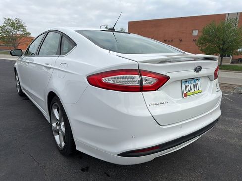 Used 2016 Ford Fusion SE image 7